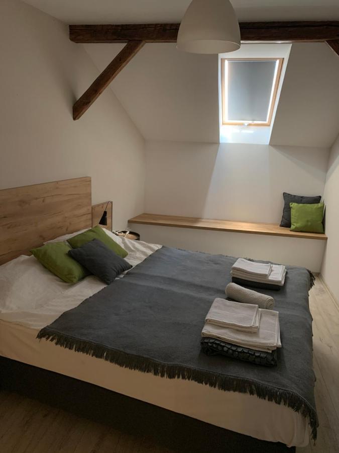 Vatus Apartmanhaz Vác מראה חיצוני תמונה
