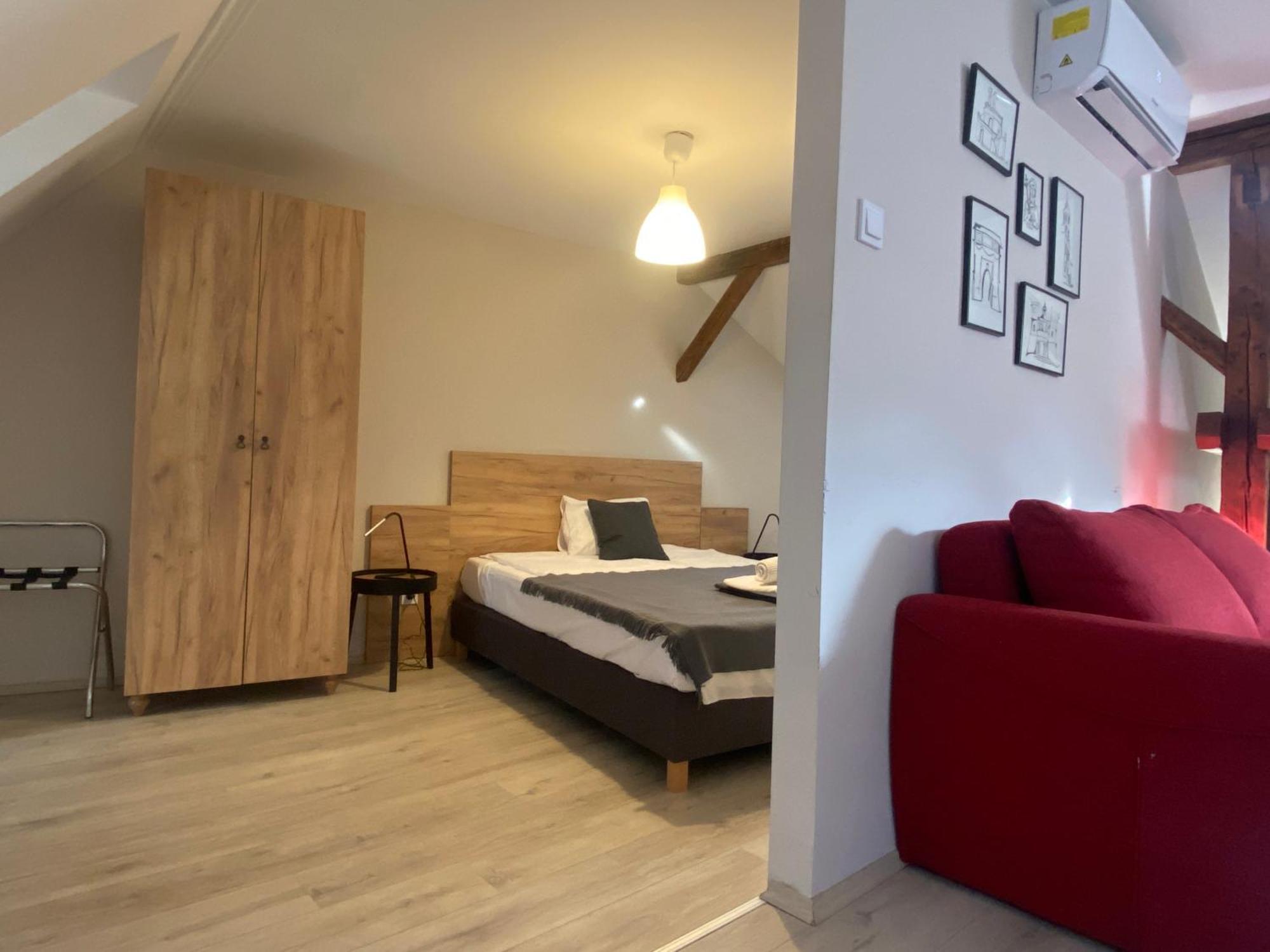 Vatus Apartmanhaz Vác מראה חיצוני תמונה
