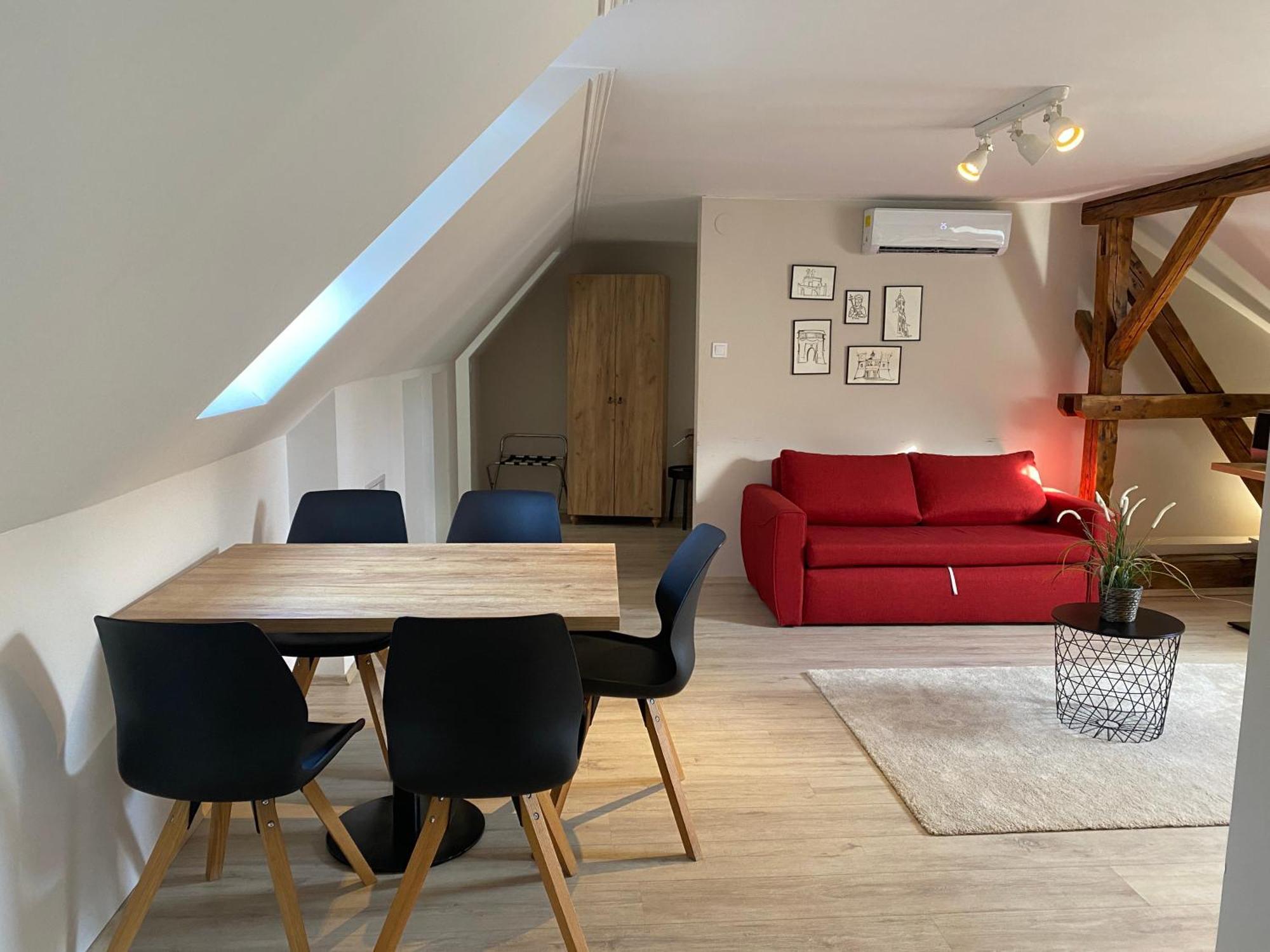 Vatus Apartmanhaz Vác מראה חיצוני תמונה
