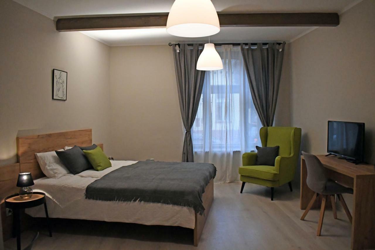 Vatus Apartmanhaz Vác מראה חיצוני תמונה